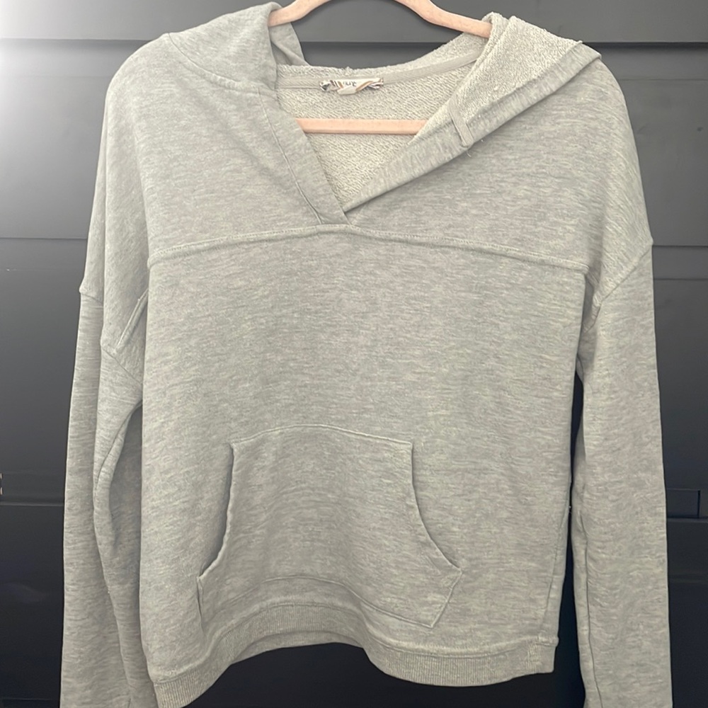 Gray Cropped V-Neck Hoodie